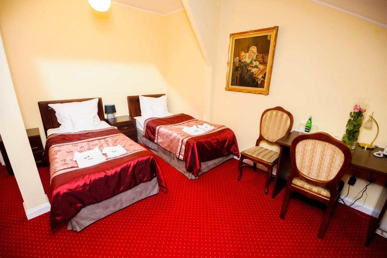 Hotel Dwor Sójki Esterno foto